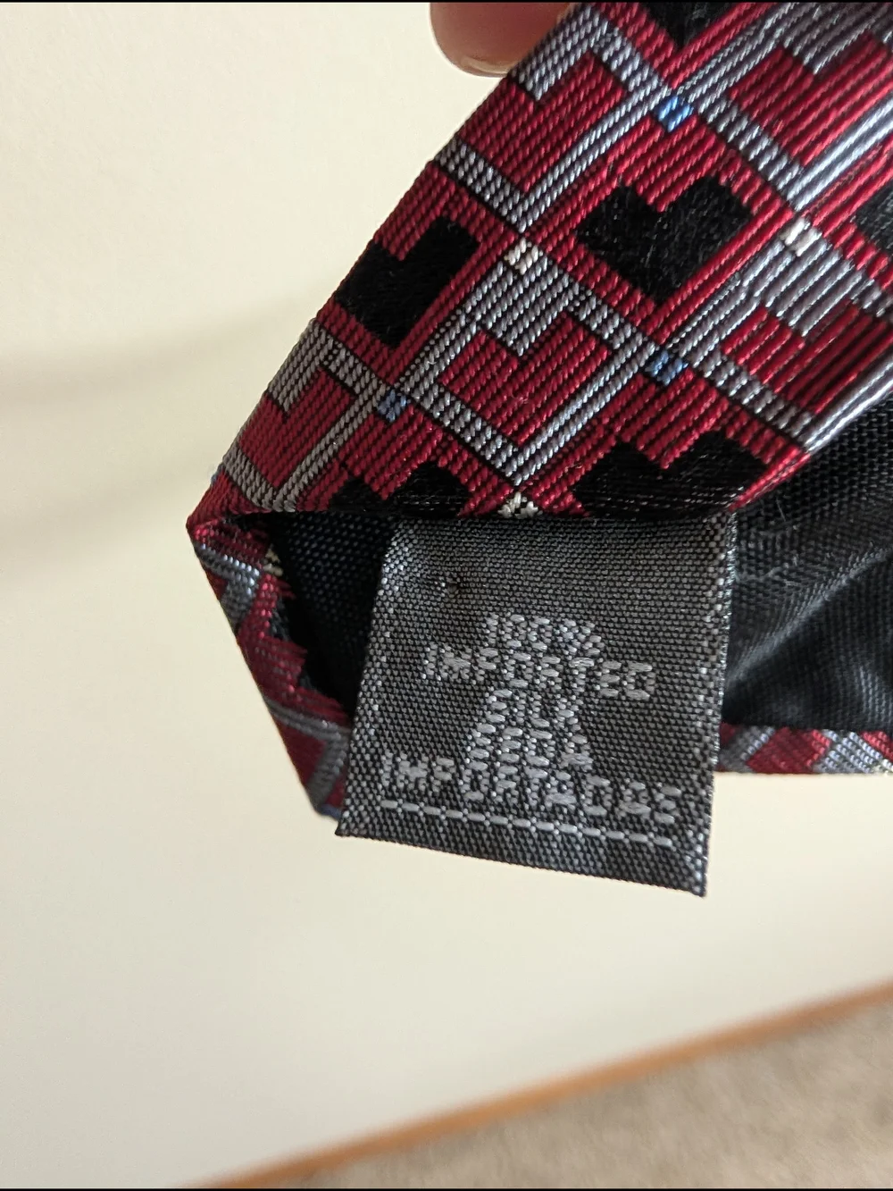 Jones New‎ York Burgundy Geometric Woven Tie